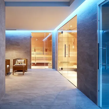 Konradin Hotel 4*