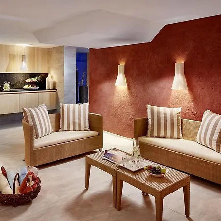 Hotel Konradin 4*